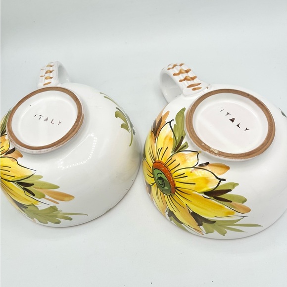 Vintage Italian Hand Painted Set of 2 Soup Mugs Sunflowers EUC 3”T 5.5” Diameter - Picture 6 of 6